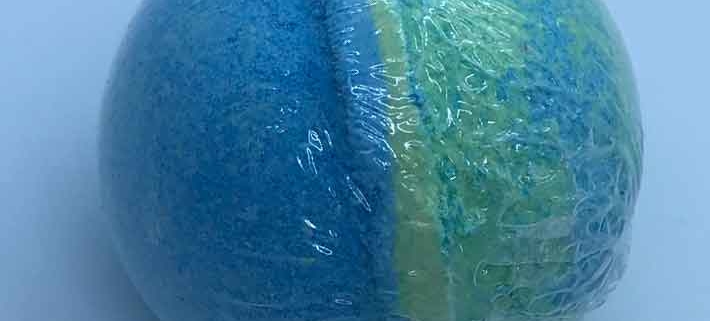 MermaidKissBathBomb